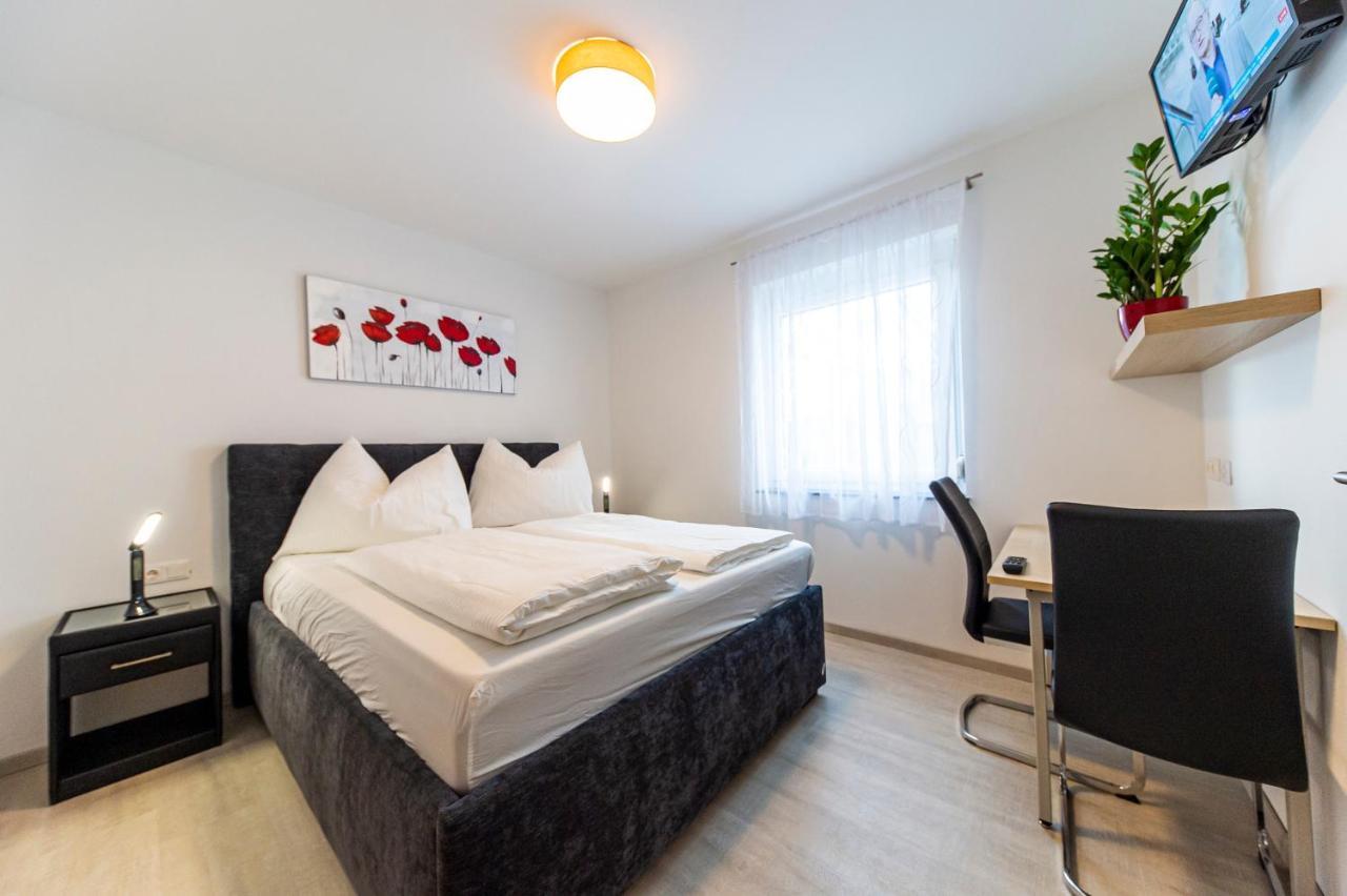 Zeltweg-Rooms Екстериор снимка