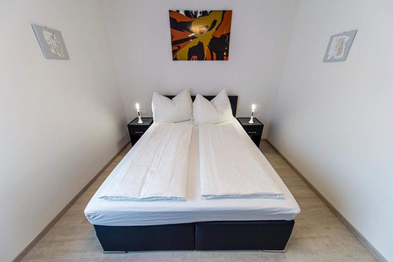 Zeltweg-Rooms Екстериор снимка