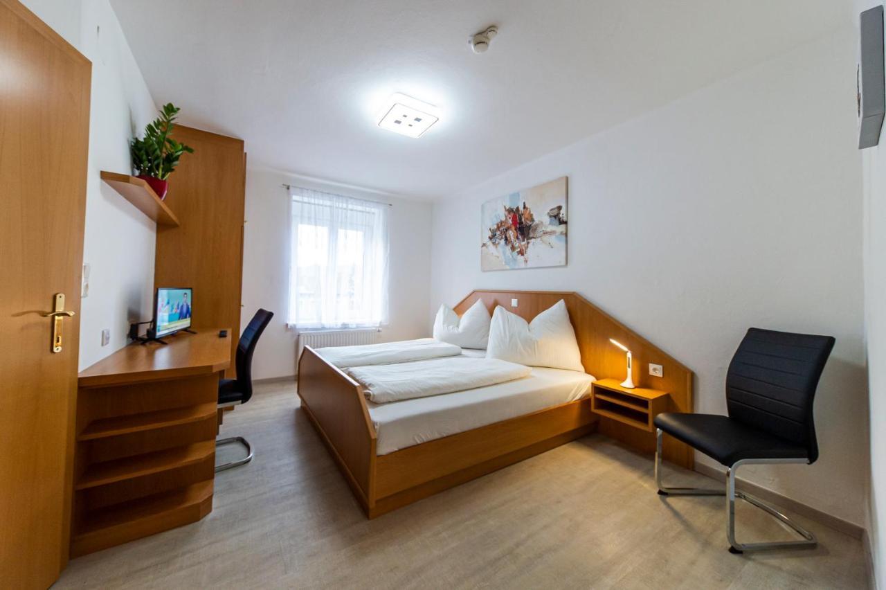 Zeltweg-Rooms Екстериор снимка
