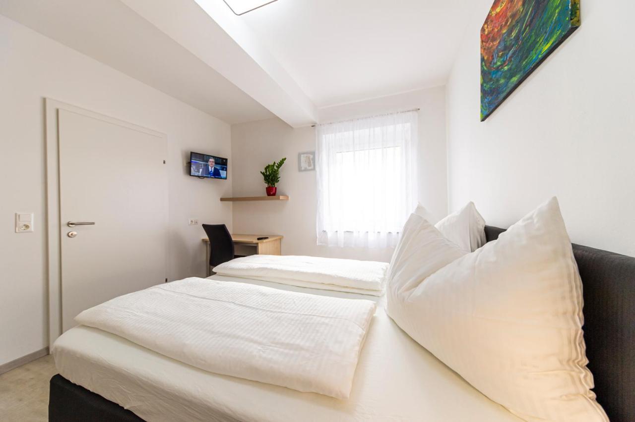 Zeltweg-Rooms Екстериор снимка