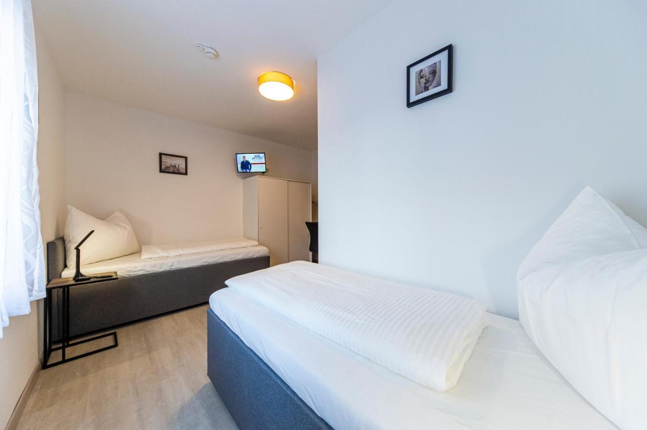 Zeltweg-Rooms Екстериор снимка