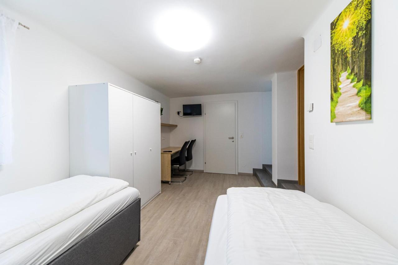 Zeltweg-Rooms Екстериор снимка